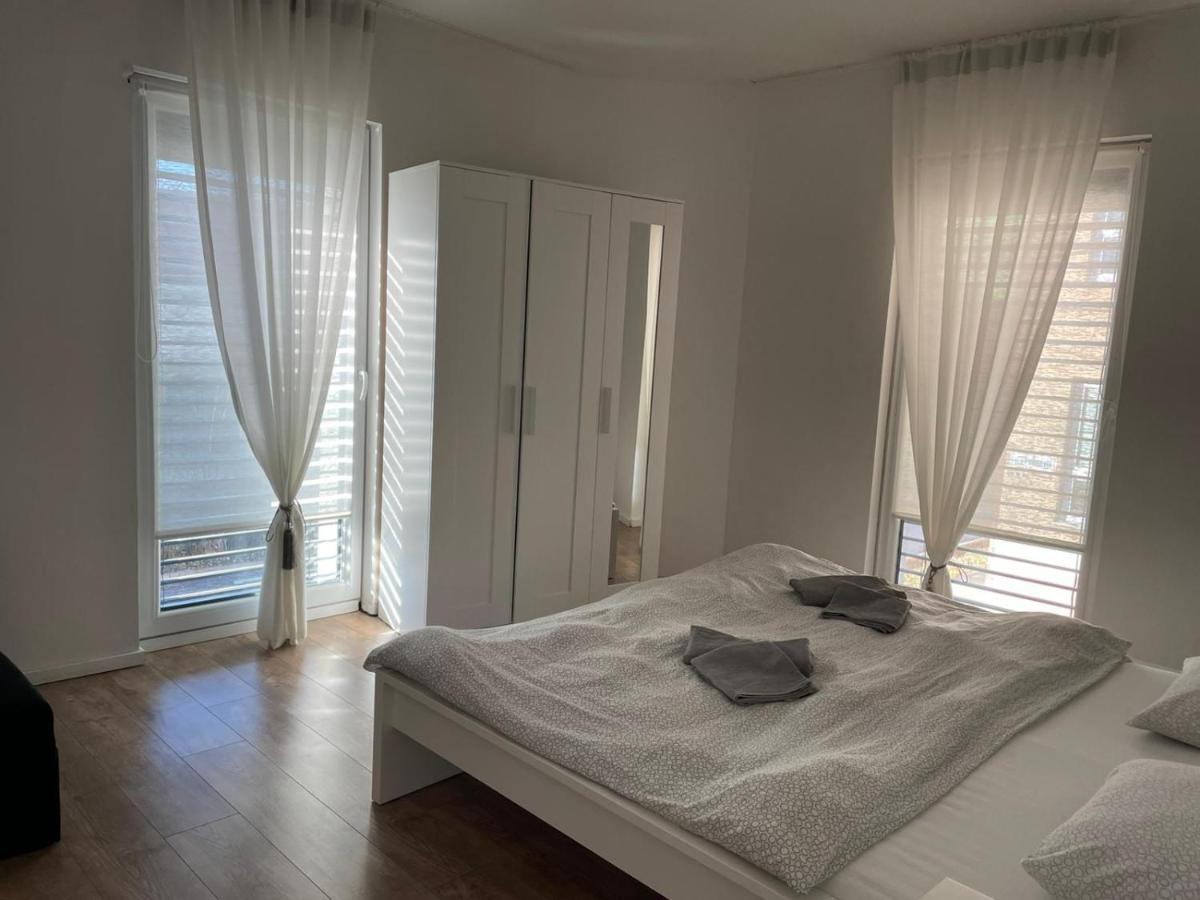 Apartman V Centre Michaloviec Michalovce Extérieur photo