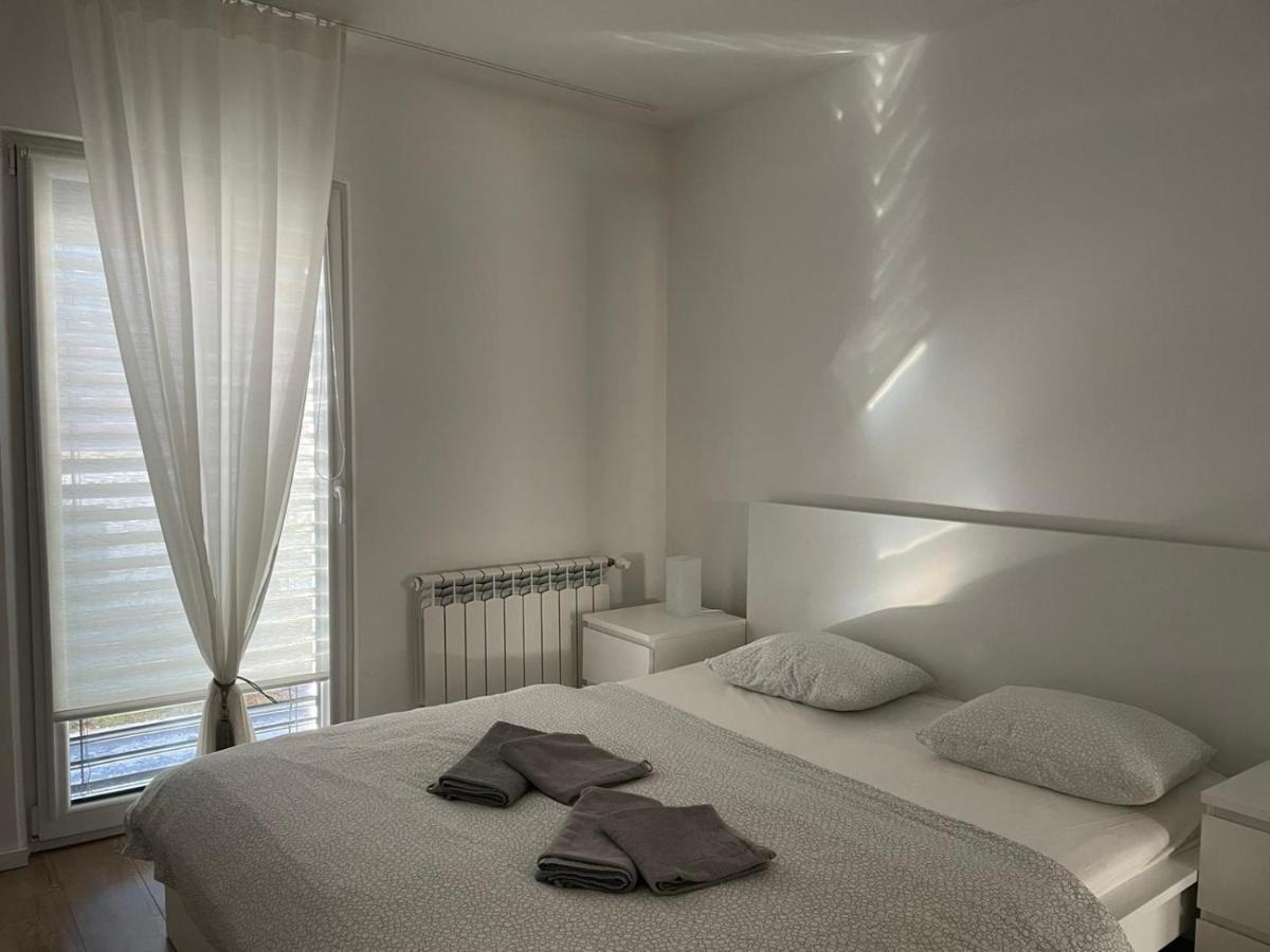 Apartman V Centre Michaloviec Michalovce Extérieur photo